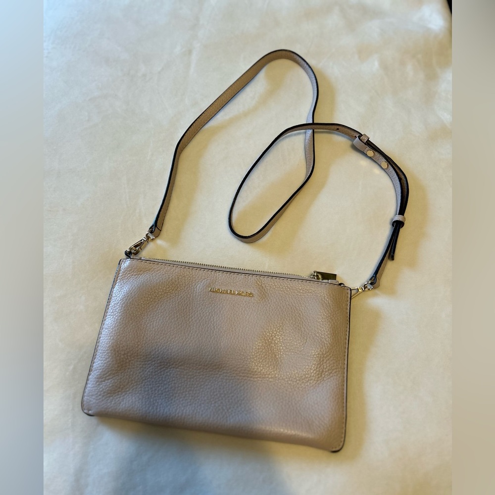 Michael Kors crossbody